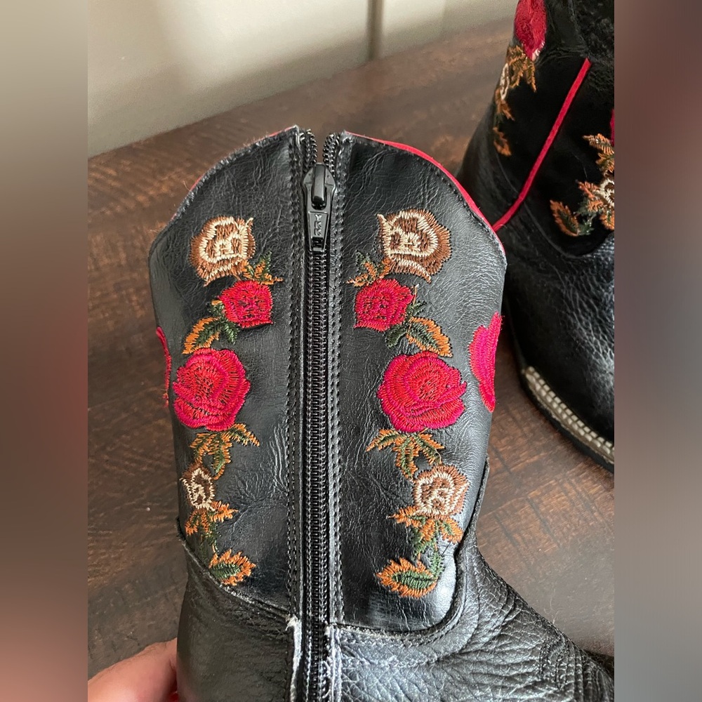 CHAPARRAL Floral Boots. Size 11 - Picture 6 of 9